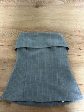 Aritzia (Babaton) Gray Pinstripe Strapless Bustier Top